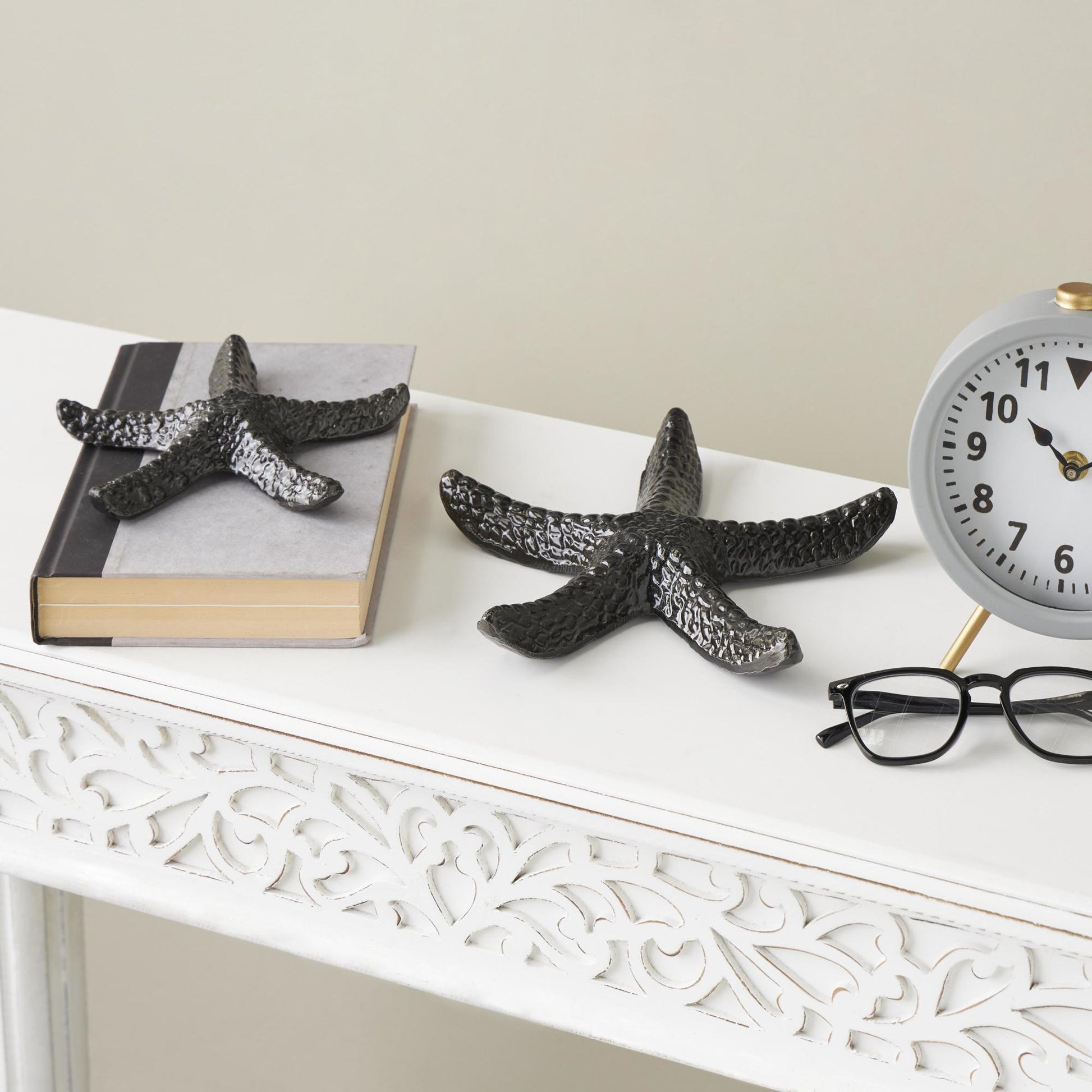 Set of 2 Starfish Black Aluminum Metal Bubble Textured Decorative Sculpture