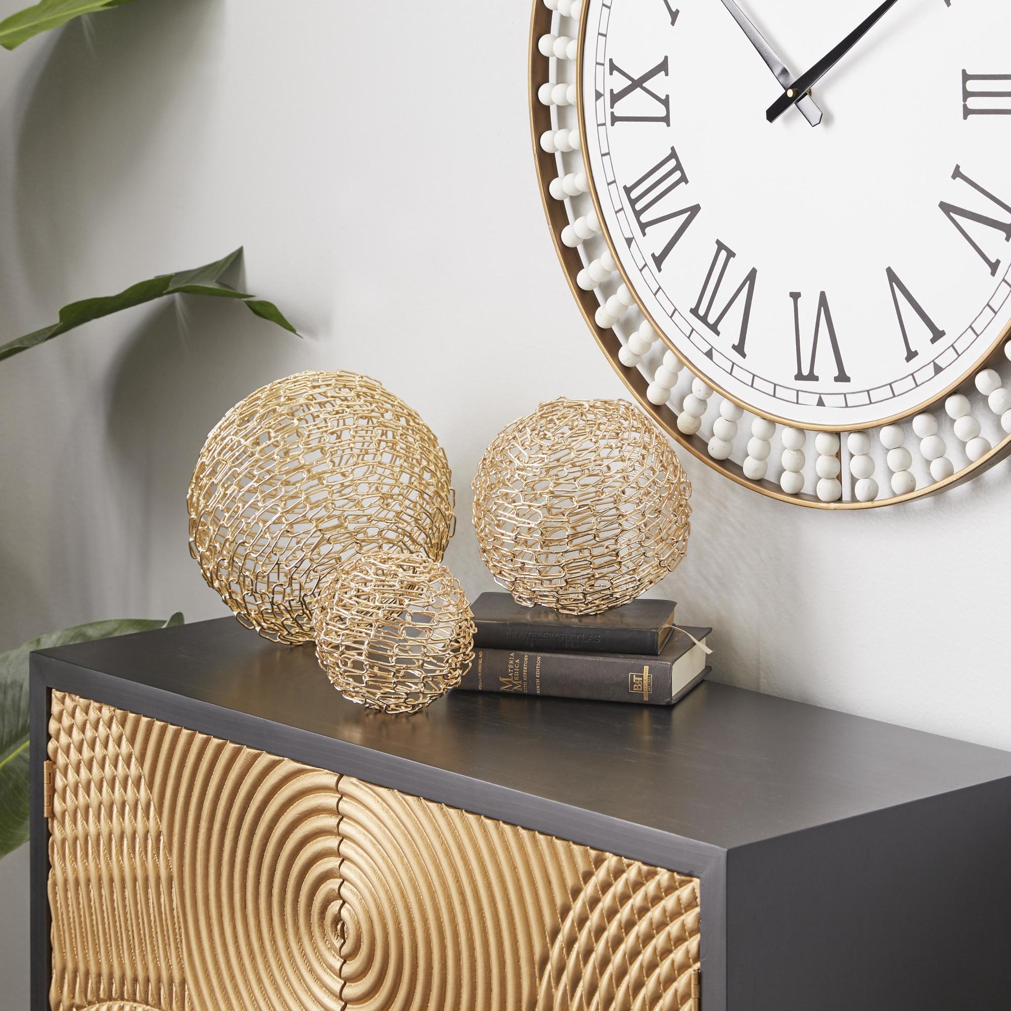 CosmoLiving by Cosmopolitan Set of 3 Geometric Gold Metal Decorative Sculpture