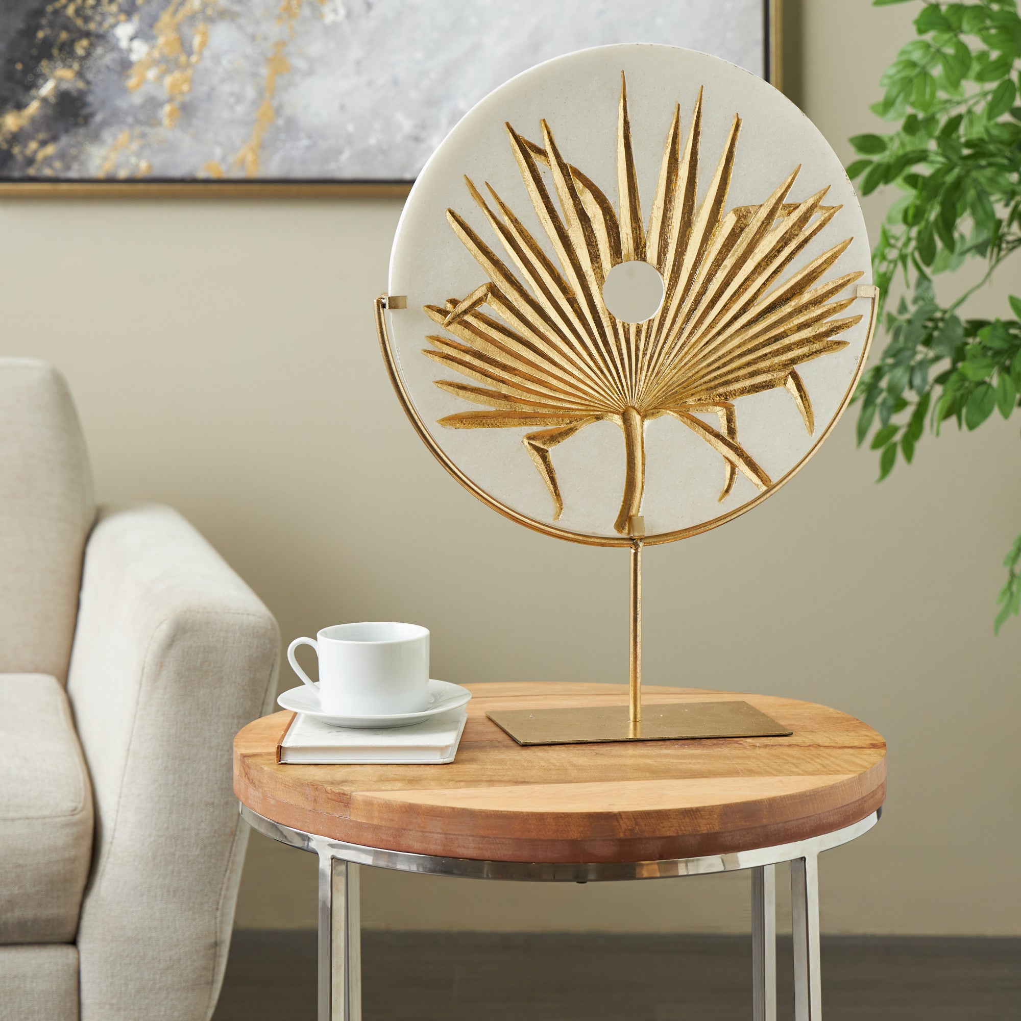 Leaf White Polystone Cutout Round Disk Decorative Sculpture with Gold Stand