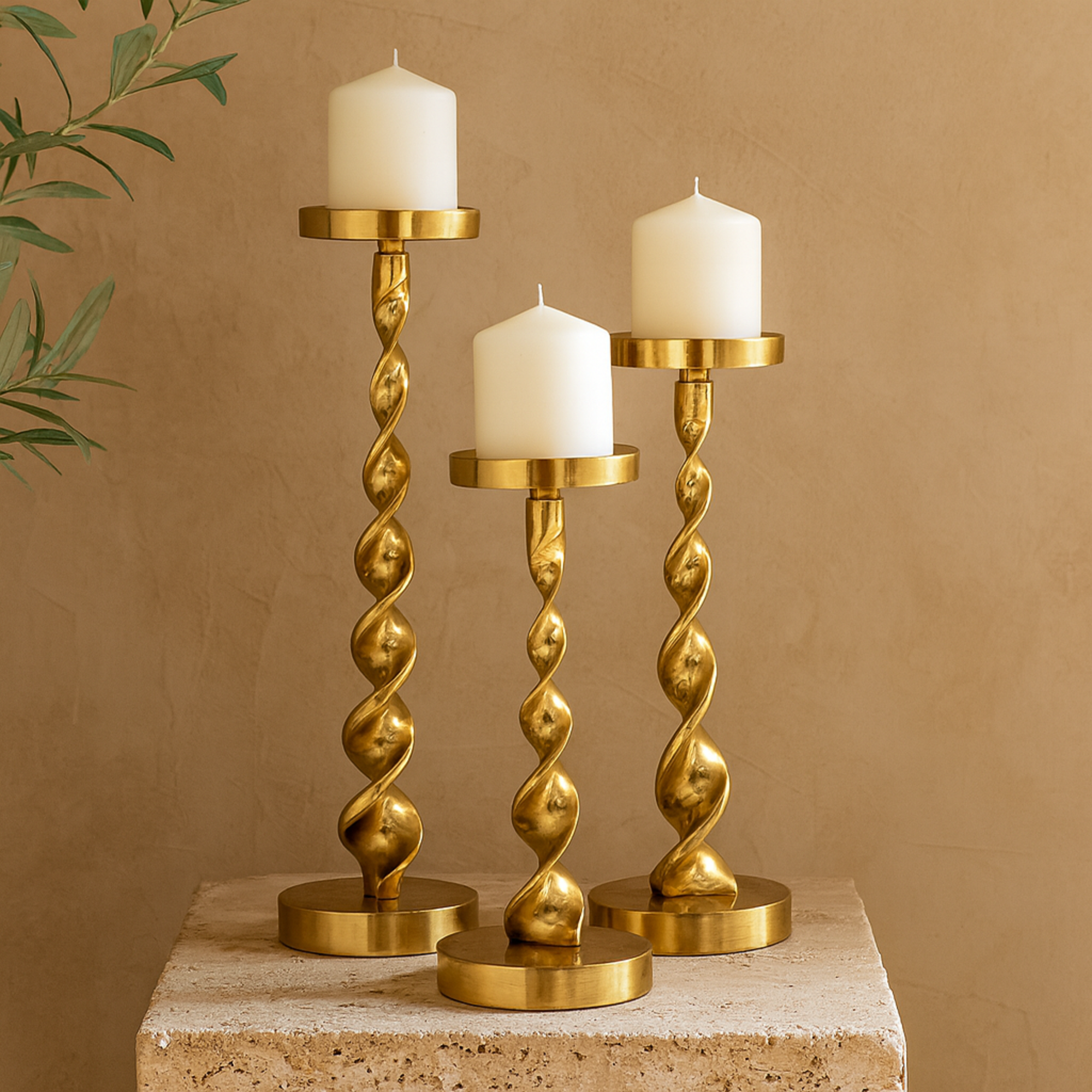 Set of 3 Aluminum Metal Decorative Candle Holder Set of 3 19", 16", 13"H