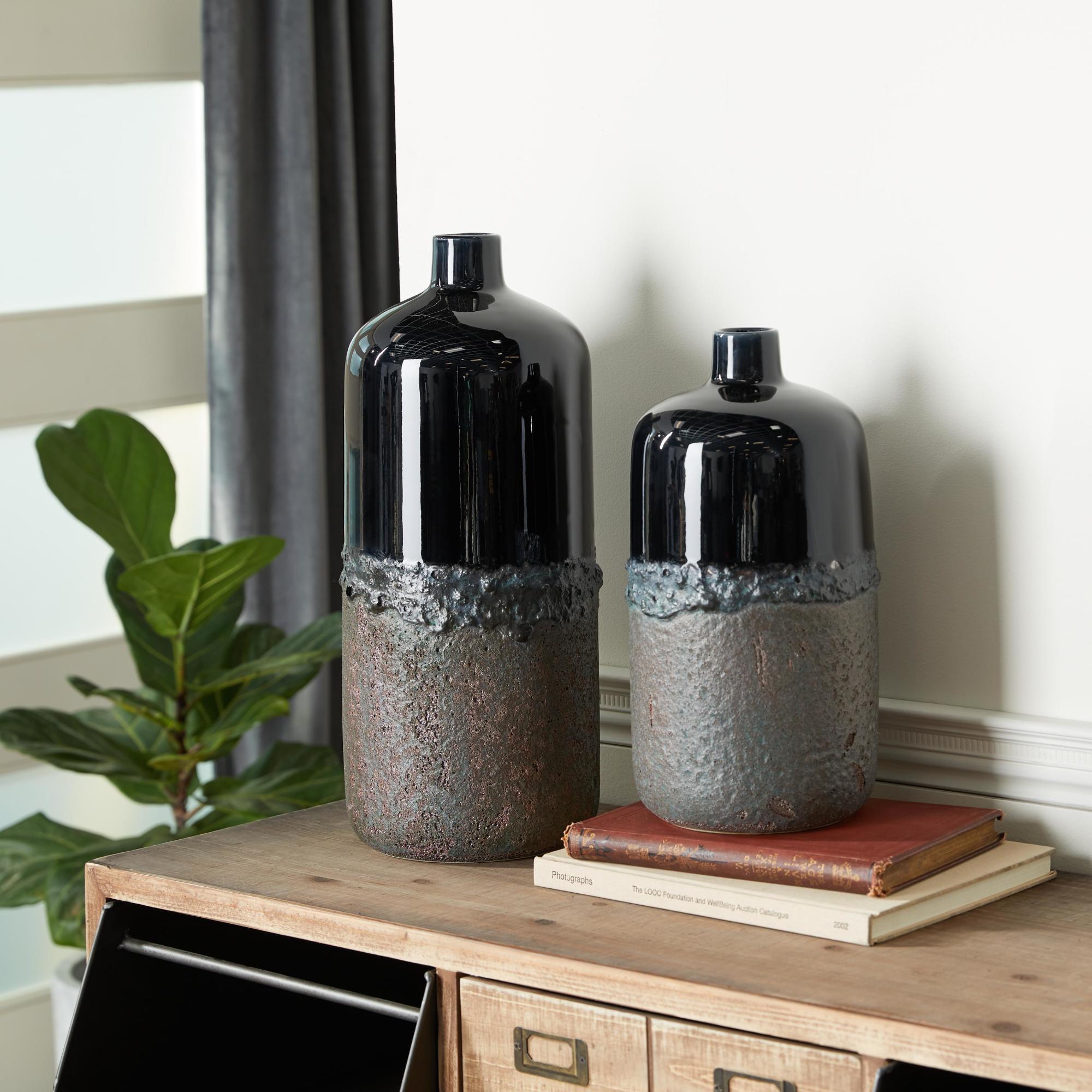 Set of 2 Black Ceramic Decorative Vase