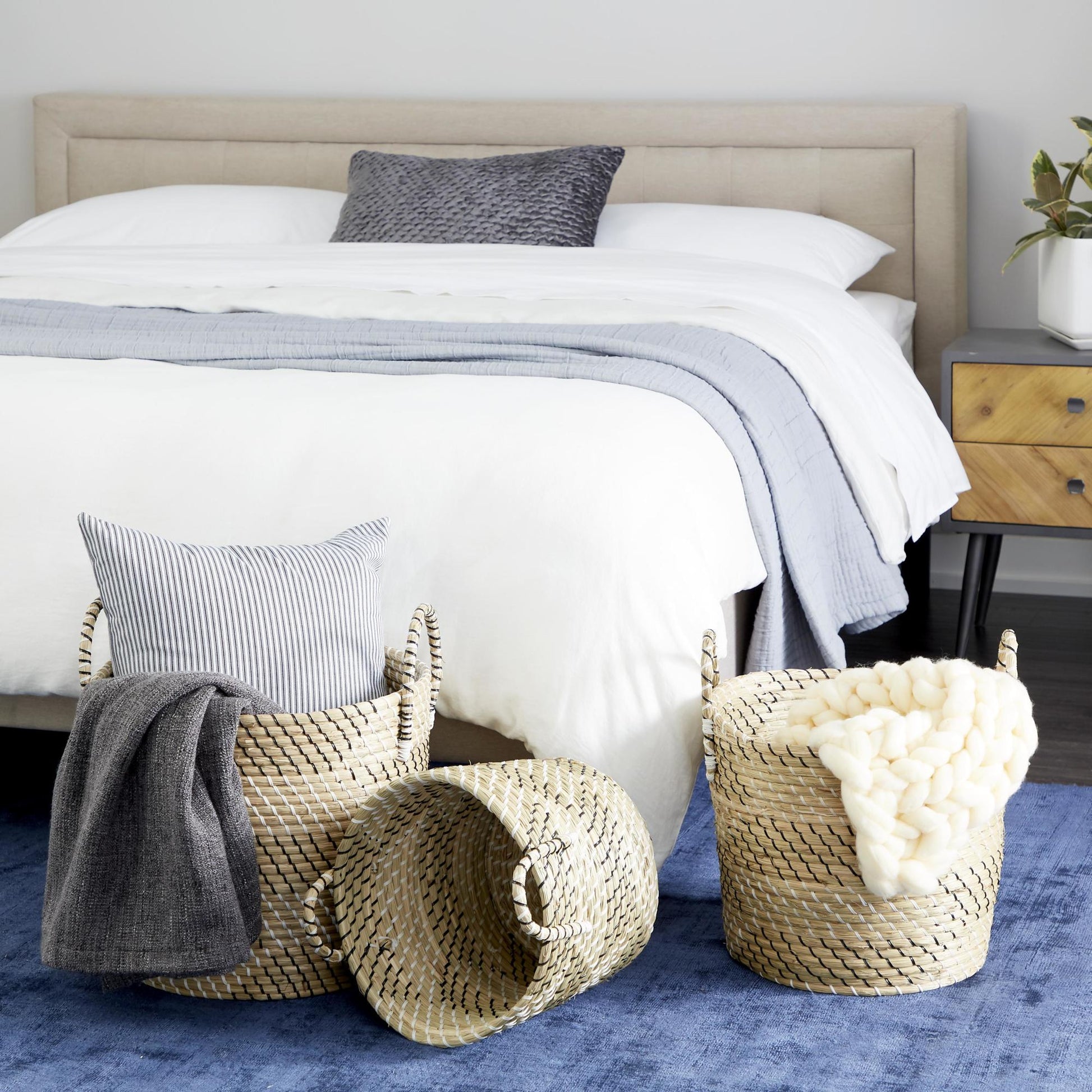 Set of 3 Beige Seagrass Handmade Woven Decorative and Functional Storage Basket with Black and White Zig Zag Pattern