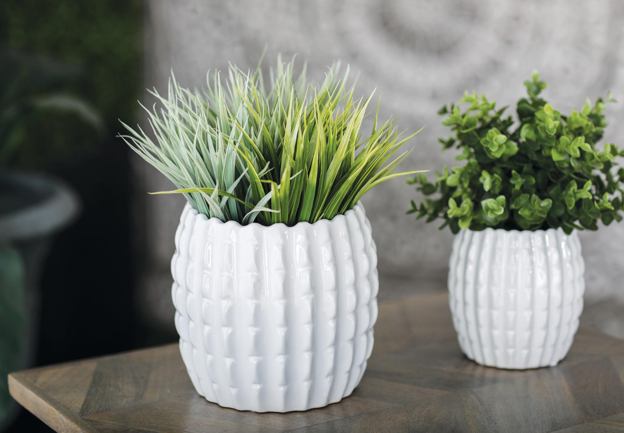 Set of 4 White Ceramic Indoor Outdoor Planter