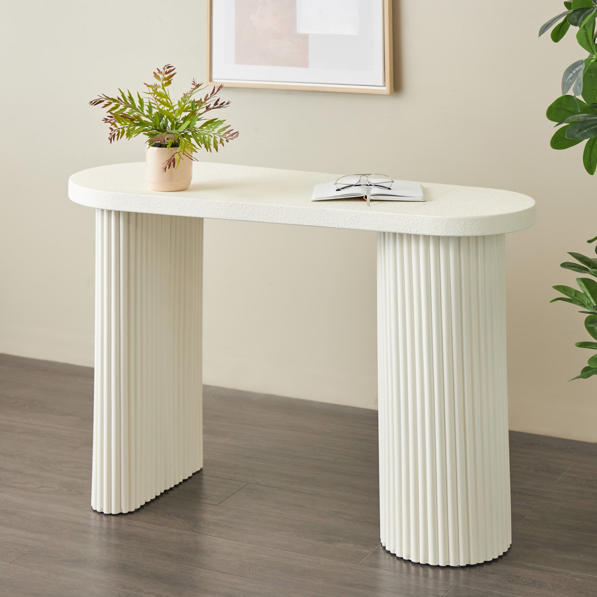 Metal Handmade Oval Living Room Console Table with Ribbed Legs