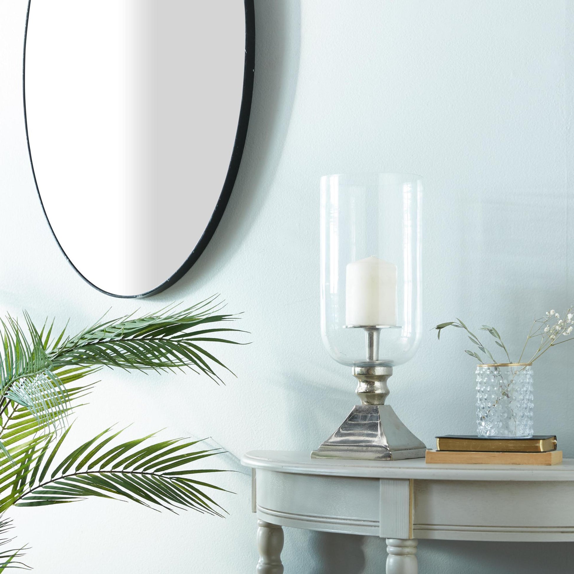 Silver Aluminum Metal Pillar Room Hurricane Lamp