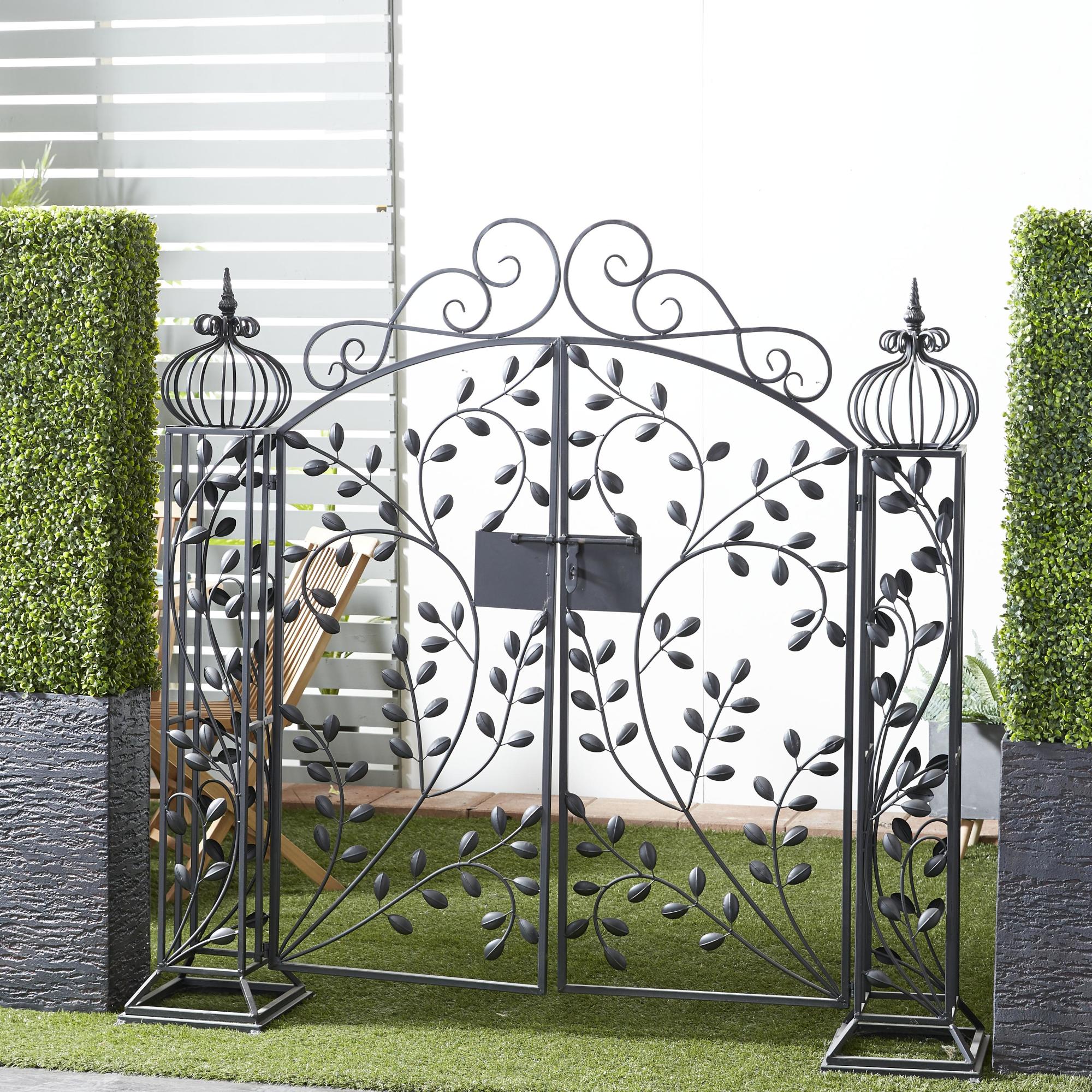 Scroll Black Metal Indoor Outdoor Arched Gate Indoor Outdoor Garden Arbor with Vines and Latch Lock Closure