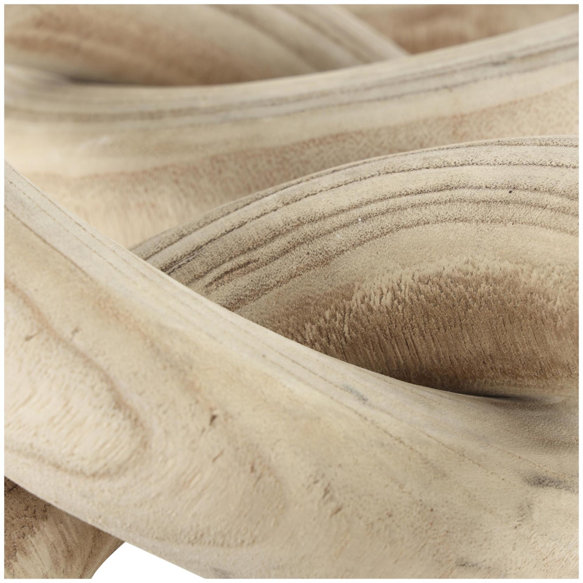 Chain Cream Wood 3 Link Decorative Sculpture with Natural Wood Grain