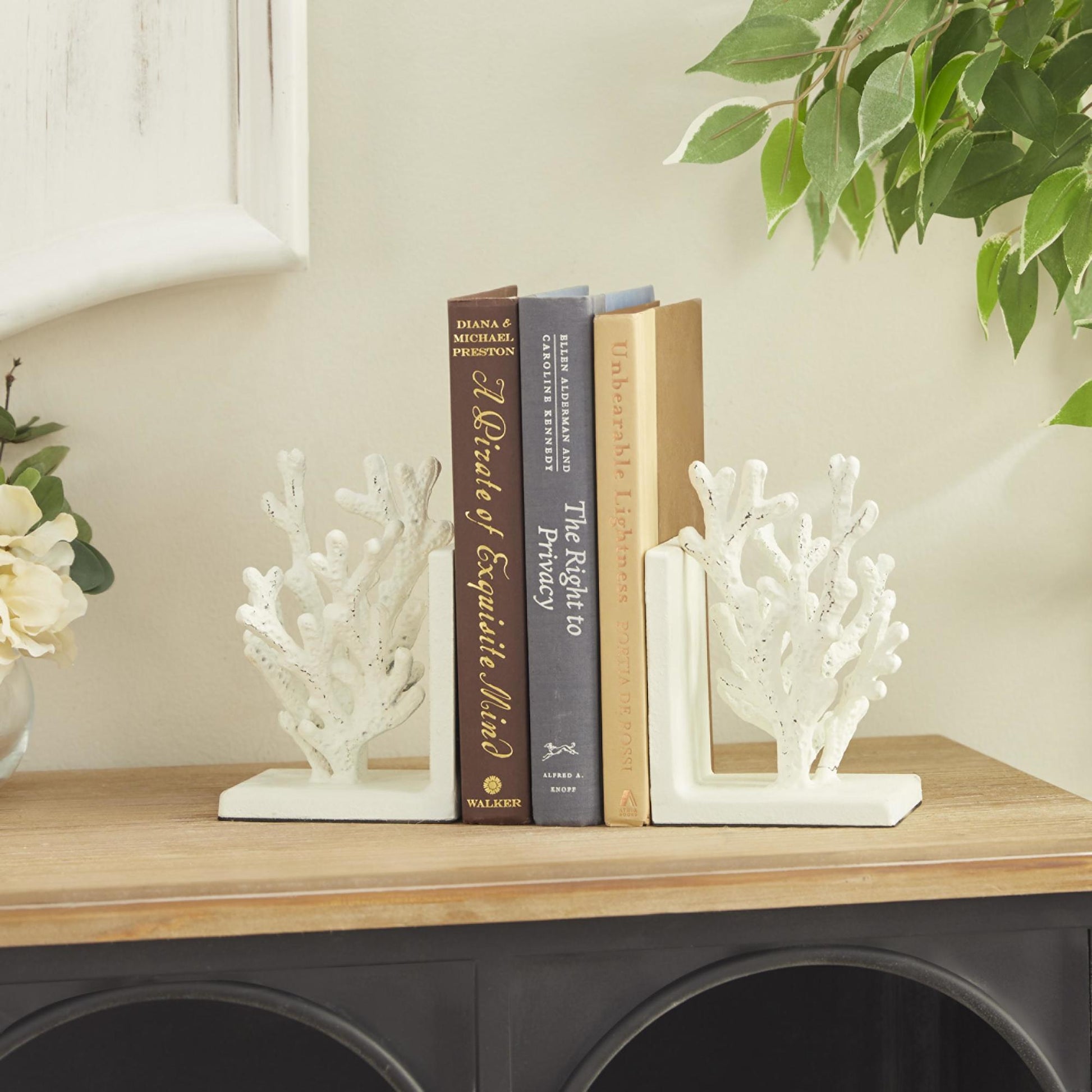 Set of 2 Coral Metal Decorative Bookends Set of 2 5"W, 7"H