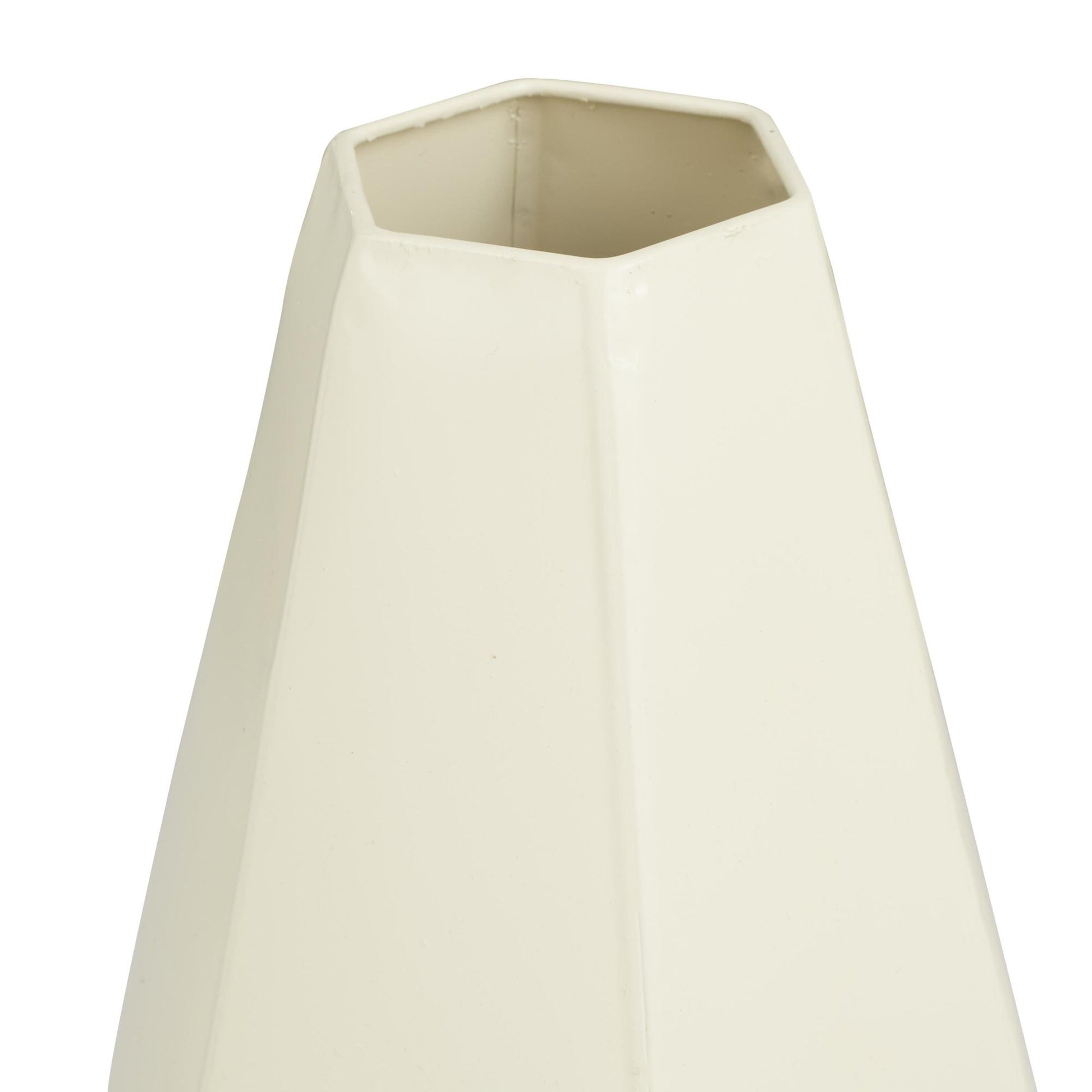 CosmoLiving by Cosmopolitan Set of 2 Geometric Metal Decorative Vase