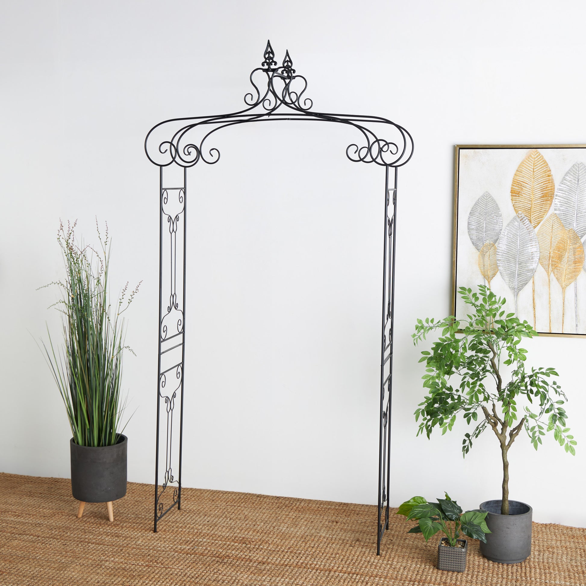 Scroll Black Metal Indoor Outdoor Arched Indoor Outdoor Garden Arbor with Finial