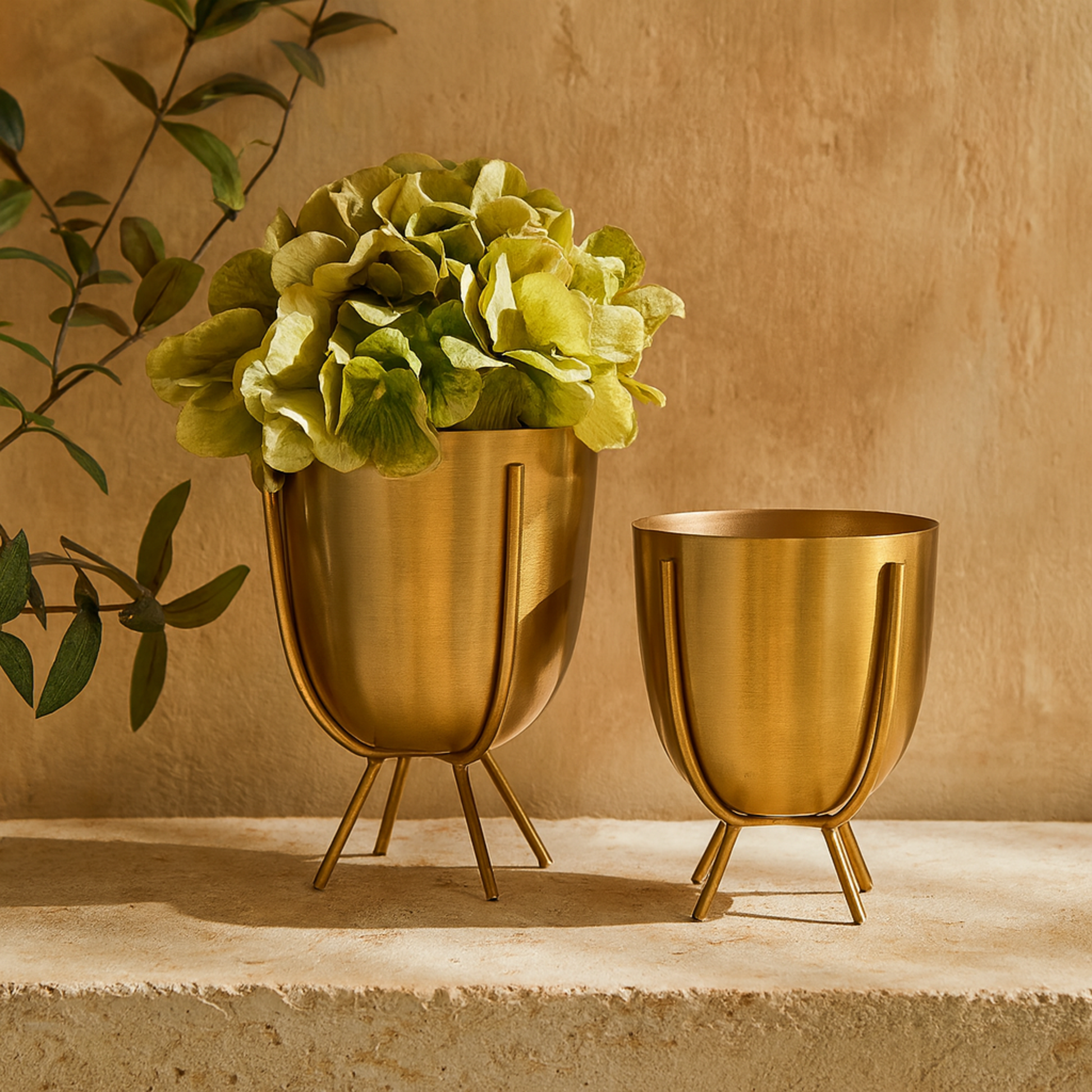 CosmoLiving by Cosmopolitan Set of 2 Gold Metal Small Indoor Outdoor Planter with Removable Stand