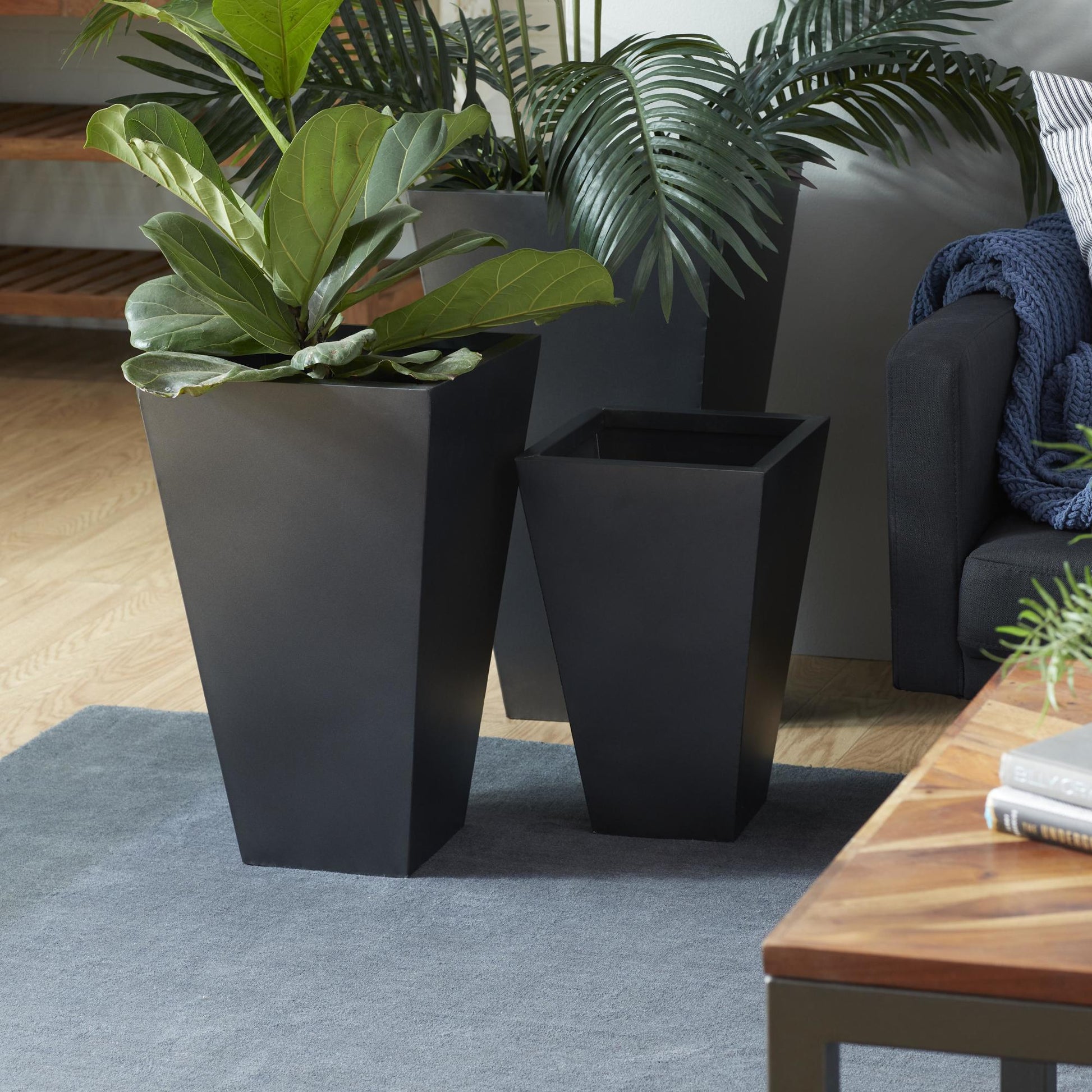 Set of 3 Geometric Metal Light Weight Indoor Outdoor Planter with Tapered Base