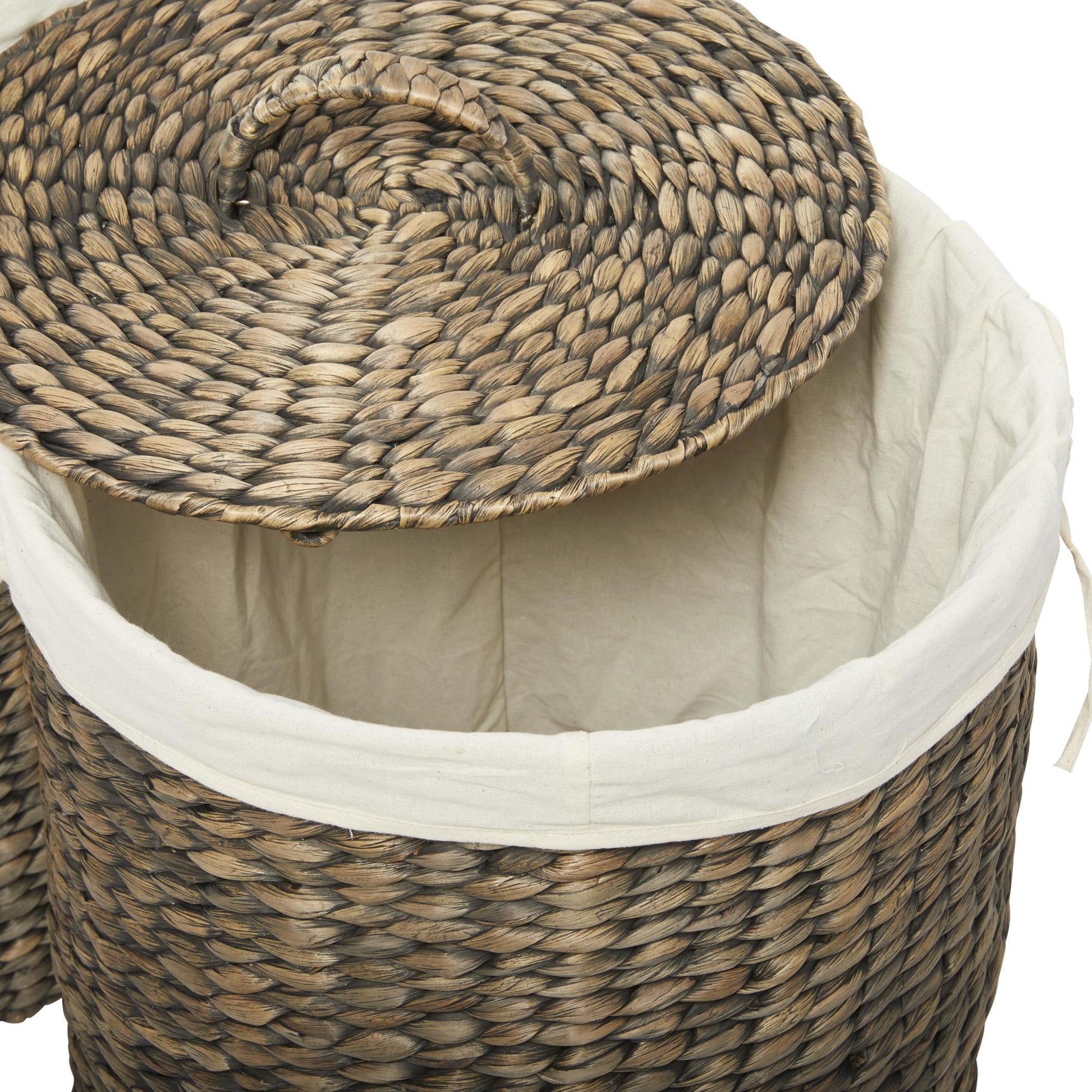 CosmoLiving by Cosmopolitan Set of 2 Dark Brown Seagrass Handmade Decorative and Functional Storage Basket with Liner and Matching Tops